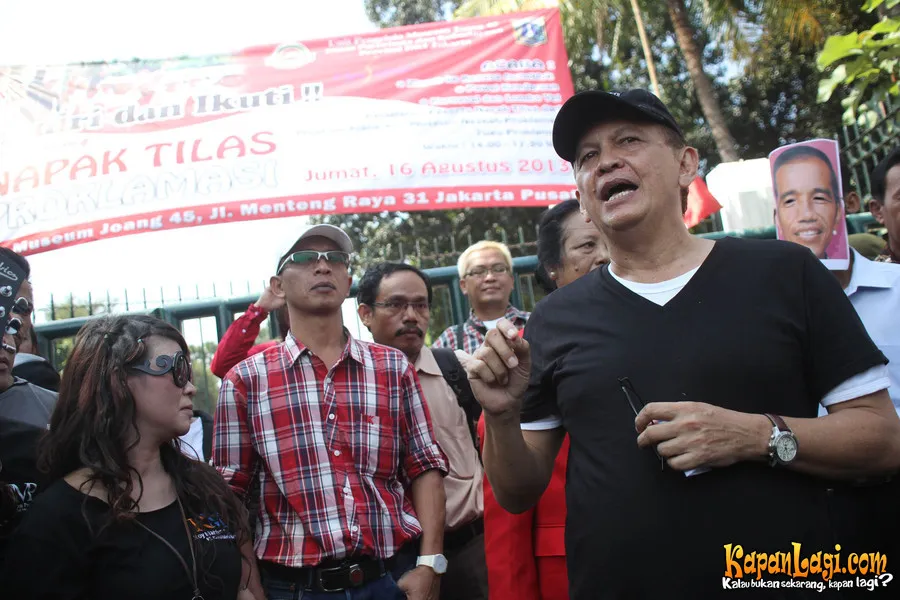 Roy dan sekeluarga dukung Jokowi untuk jadi presiden/KapanLagi®