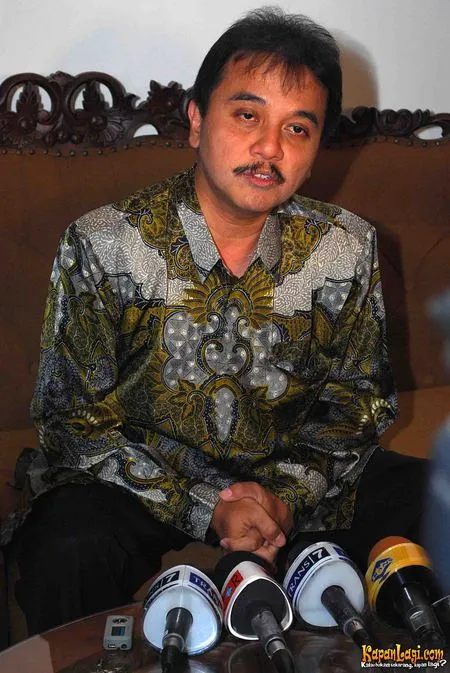 Foto Roy Suryo