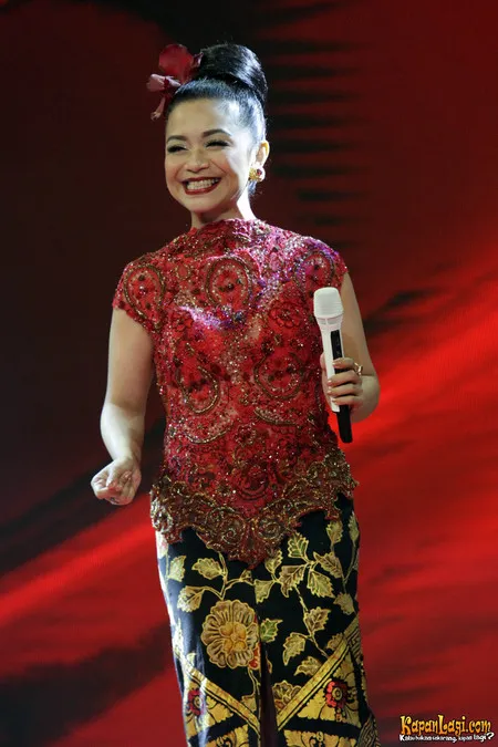 Foto Ruth Sahanaya