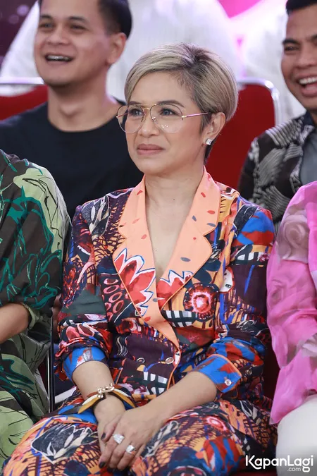 Foto Ruth Sahanaya