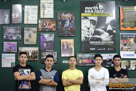 Foto S5 Band