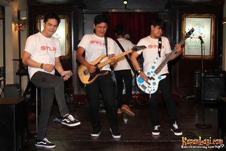 Foto Stla Band