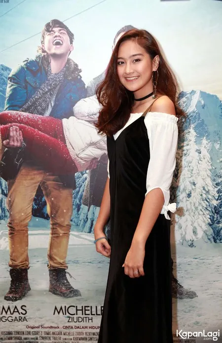 Foto Salshabilla Adriani