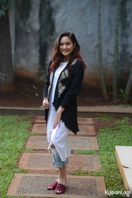 Foto Salshabilla Adriani