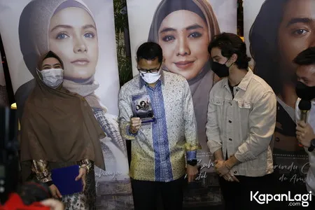 Foto Sandiaga Uno