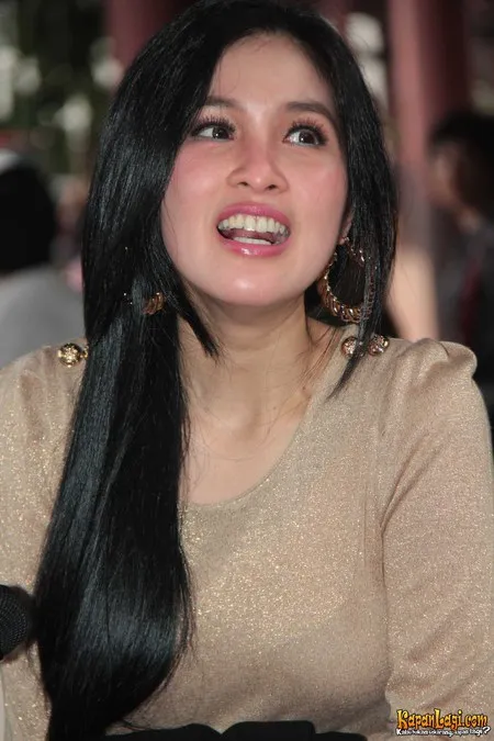 Foto Sandra Dewi. Nomor Foto: 1130