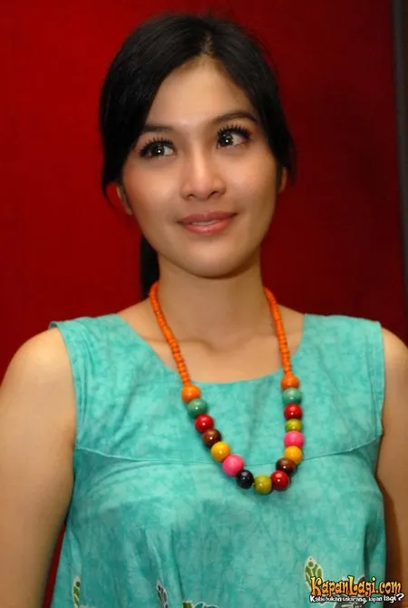 Foto Sandra Dewi