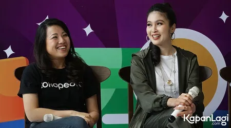 Foto Sandra Dewi