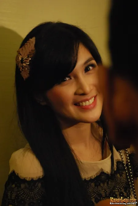 Foto Sandra Dewi