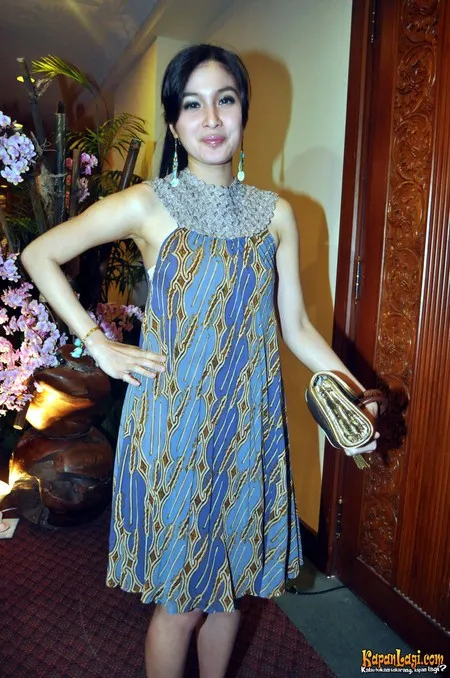 Foto Sandra Dewi