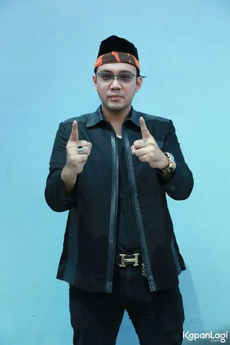 Foto Sandy Tumiwa