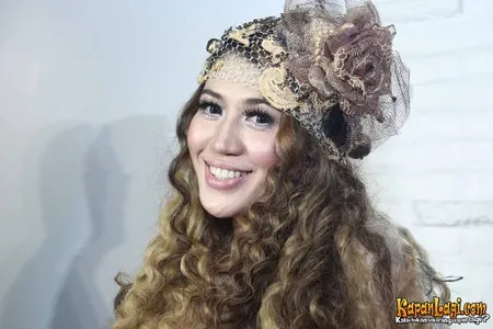 Foto Sania