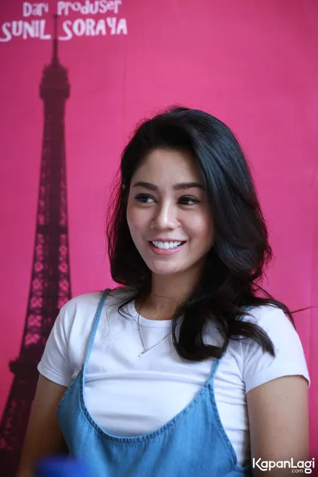 Foto Saphira Indah