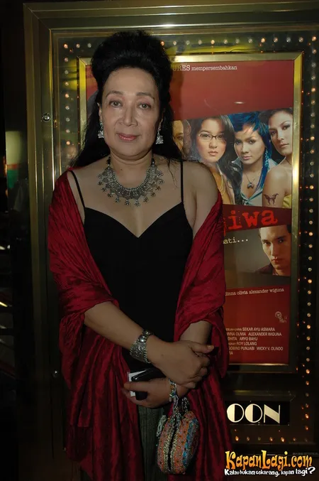 Foto Sekar Ayu Asmara