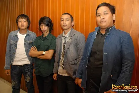 Foto Sera Band