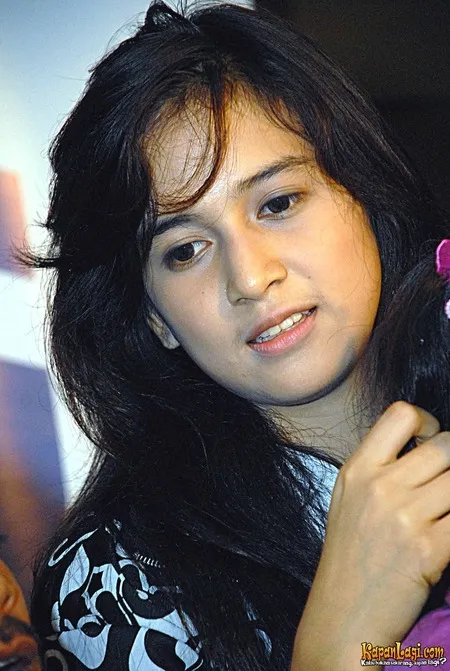 Foto Shandrina Zatulini