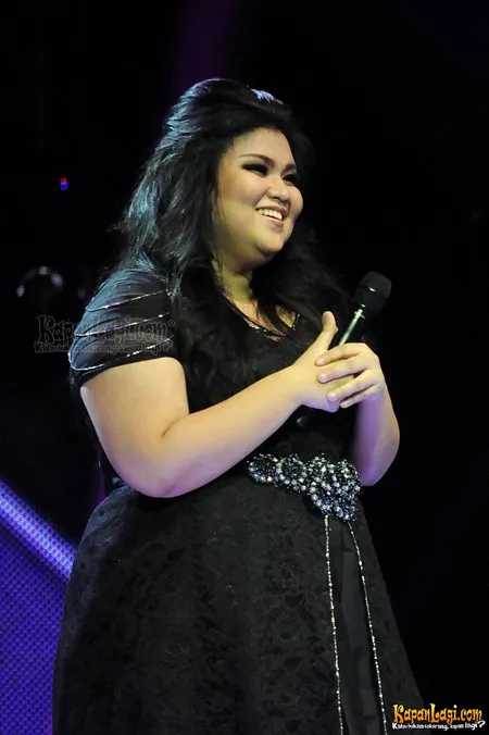 Foto Shena Malsiana