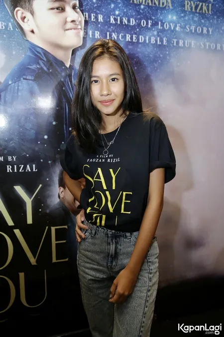 Foto Shenina Cinnamon