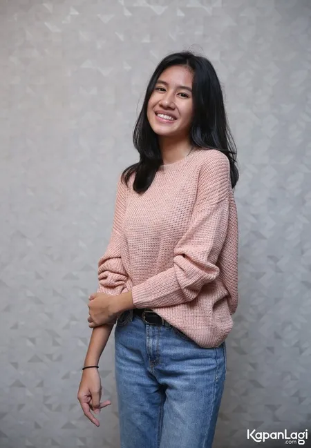 Foto Shenina Cinnamon