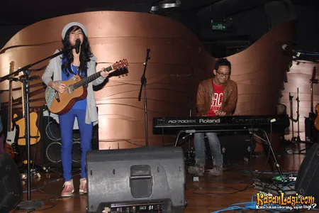 Foto Sheryl Sheinafia