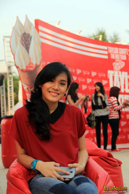 Foto Sheryl Sheinafia