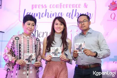 Foto Sheryl Sheinafia