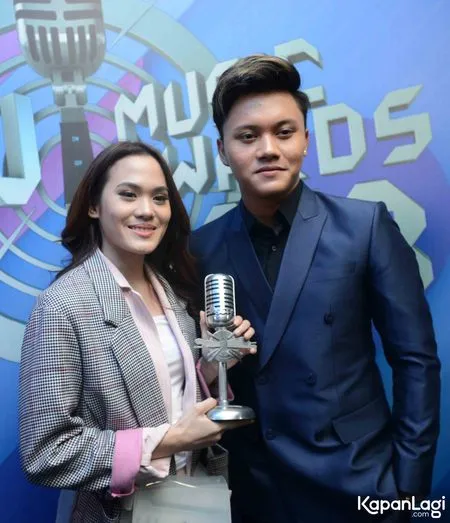 Foto Sheryl Sheinafia