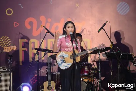 Foto Sheryl Sheinafia