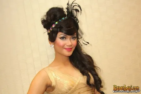 Foto Sheza Idris. Nomor Foto: 748