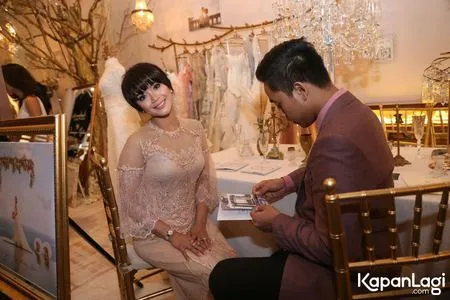 Foto Sheza Idris