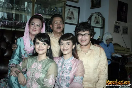 Foto Sheza Idris