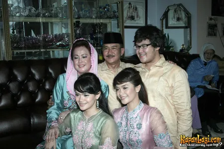 Foto Sheza Idris