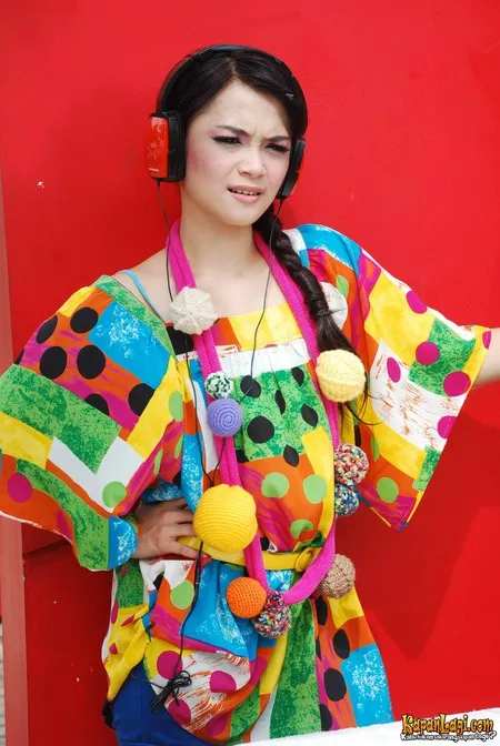 Foto Sheza Idris