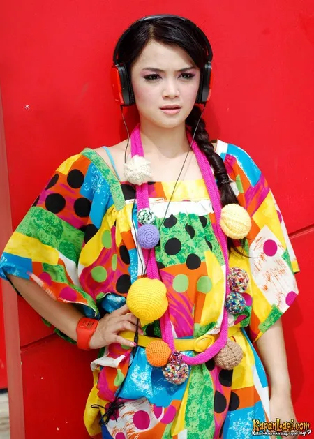 Foto Sheza Idris
