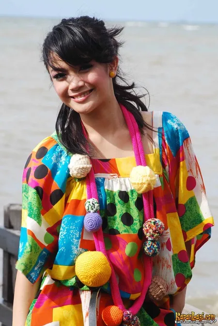 Foto Sheza Idris