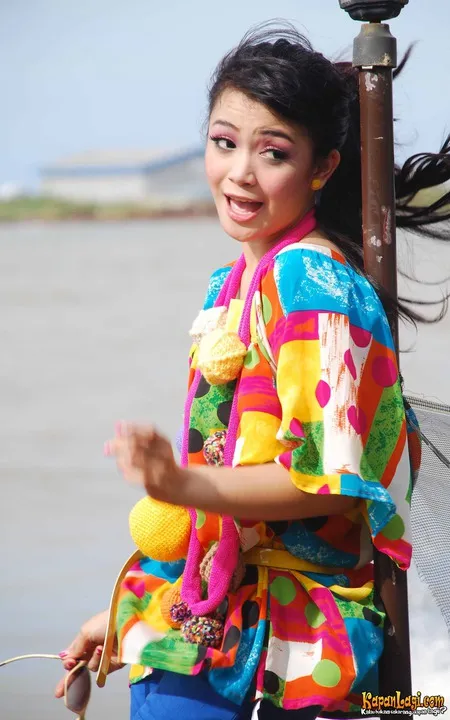 Foto Sheza Idris