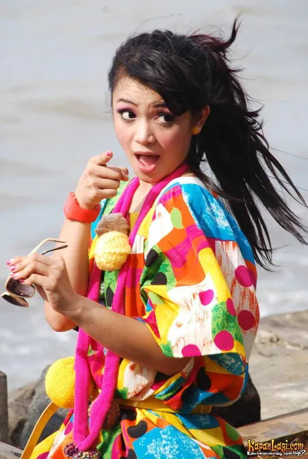 Foto Sheza Idris