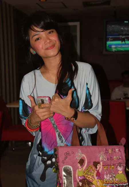 Foto Sheza Idris