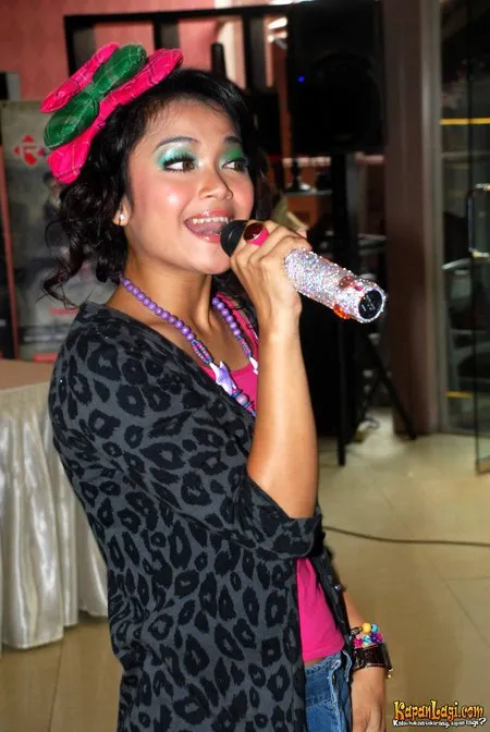Foto Sheza Idris