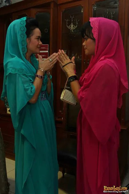 Foto Sheza Idris
