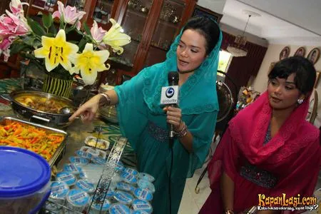 Foto Sheza Idris