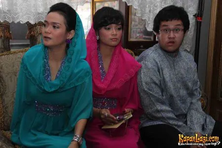 Foto Sheza Idris