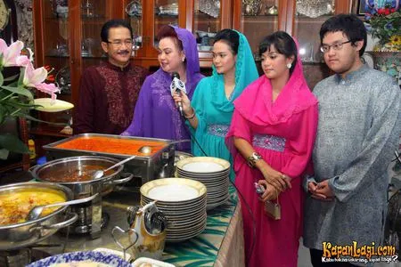 Foto Sheza Idris