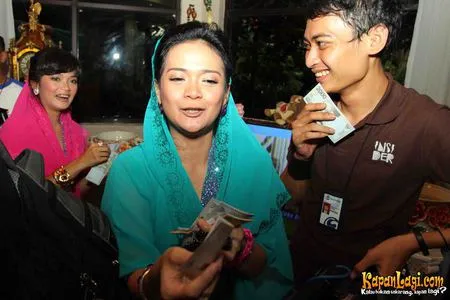 Foto Sheza Idris