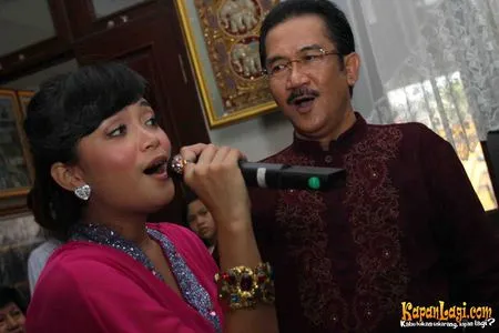 Foto Sheza Idris