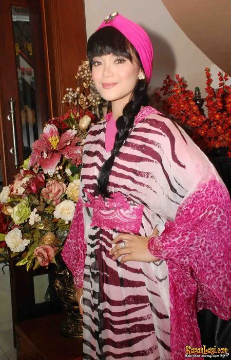 Foto Sheza Idris