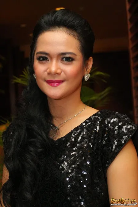 Foto Shezy Idris