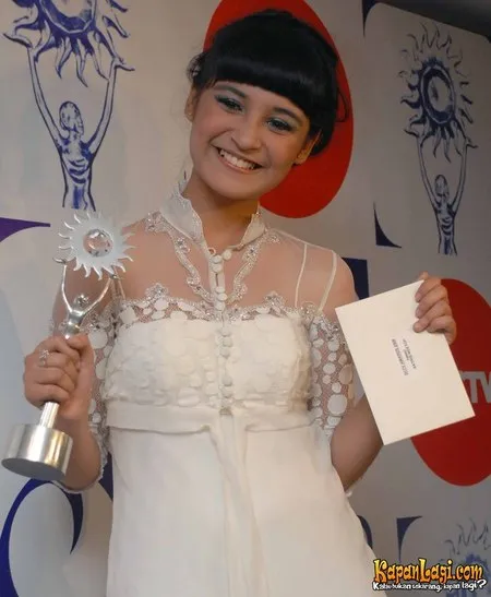 Foto Shireen Sungkar