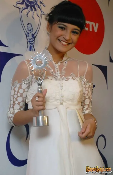 Foto Shireen Sungkar