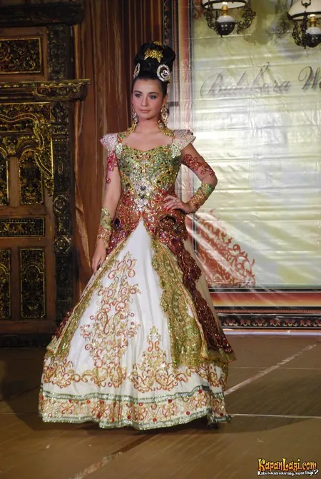 Foto Shireen Sungkar. Nomor Foto: 1077